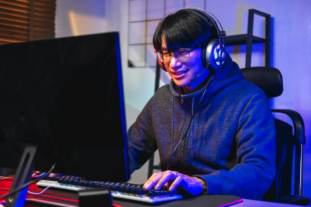 gamer wear headphone competition play video game